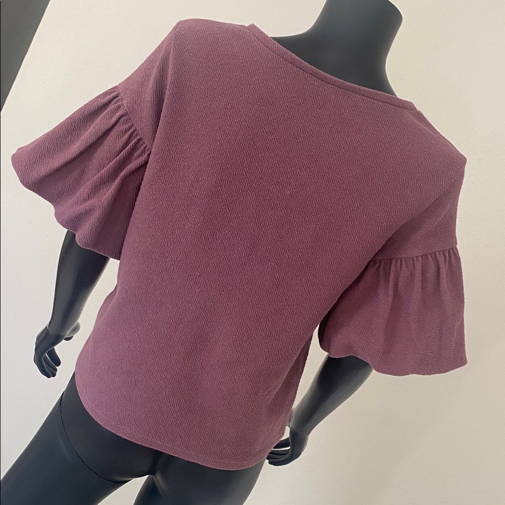 Express Plum Ruffle Sleeve Blouse - Picture 7 of 10